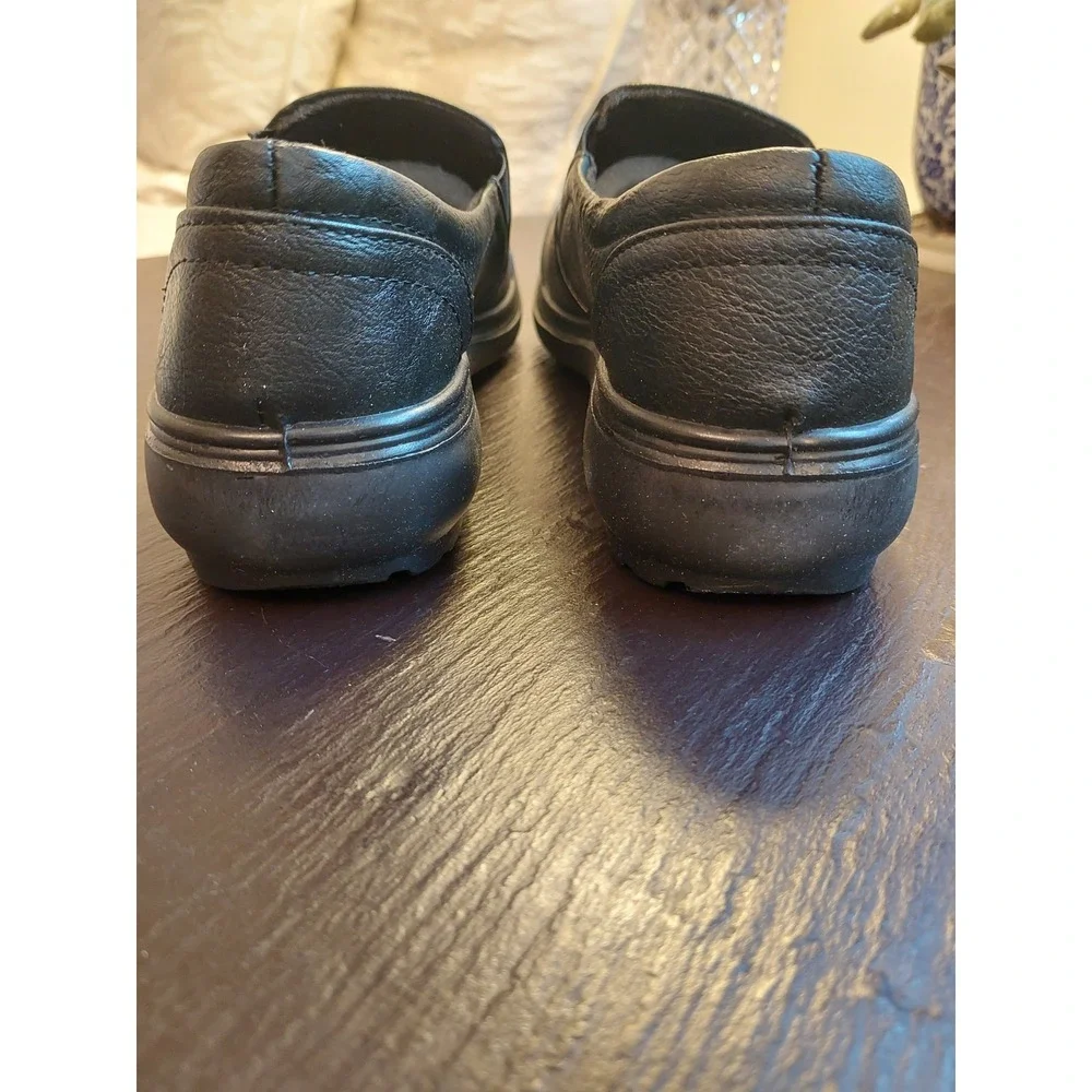Easy Street Women's Ultimate Slip On Loafer With Stretch Black Size  7M $60 NEW!